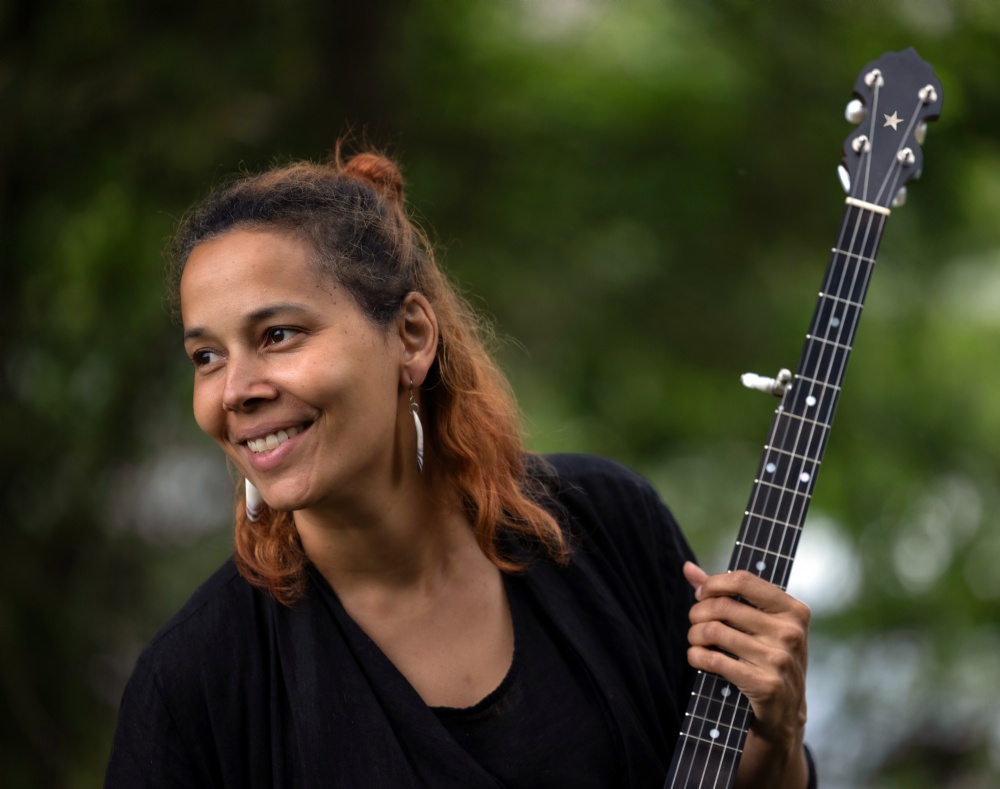 Photo of Rhiannon Giddens